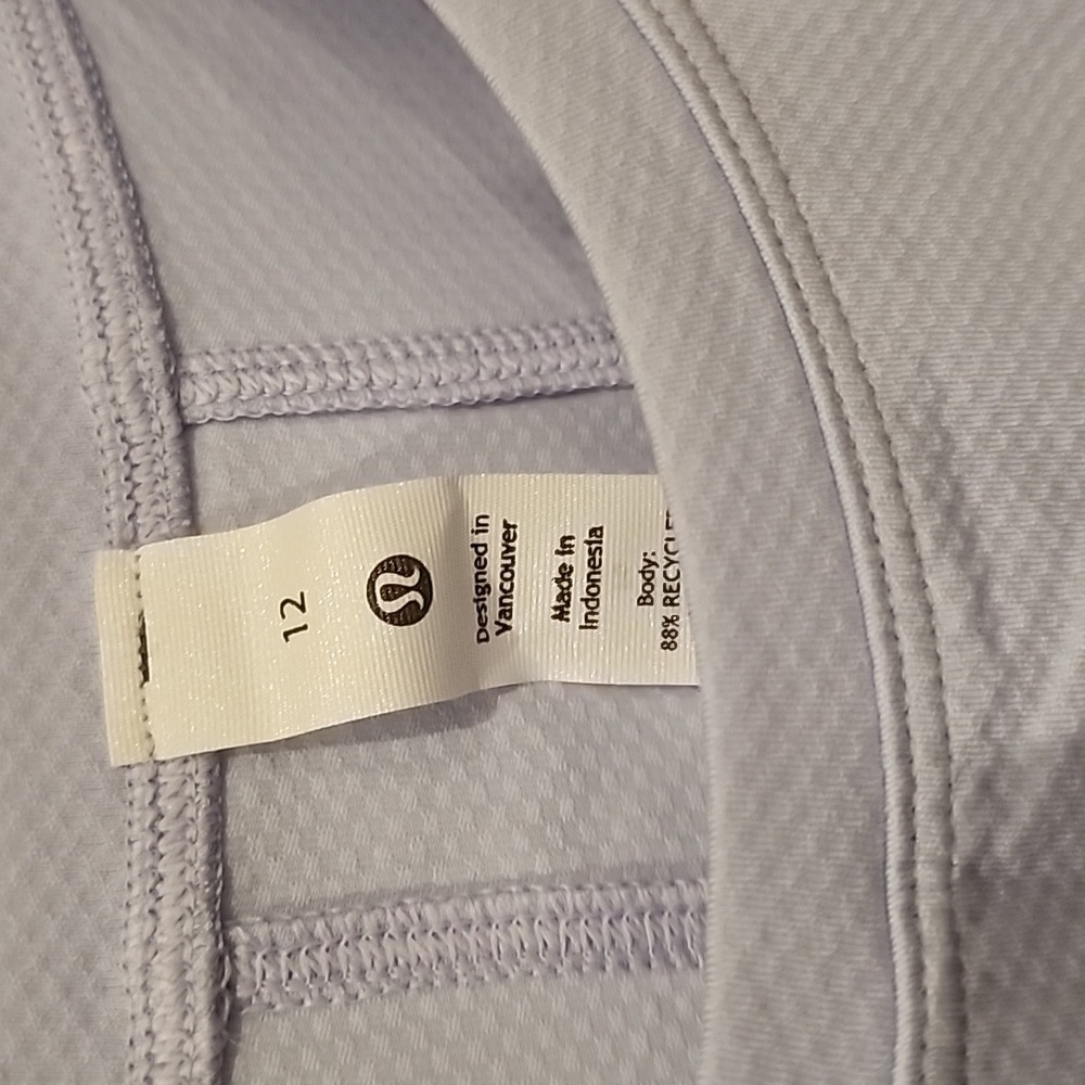NWOT Lululemon Abrasion Resistany Training Tee - Picture 3 of 4